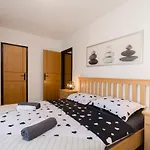 Teras De Vodice