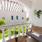 Teras De Vodice