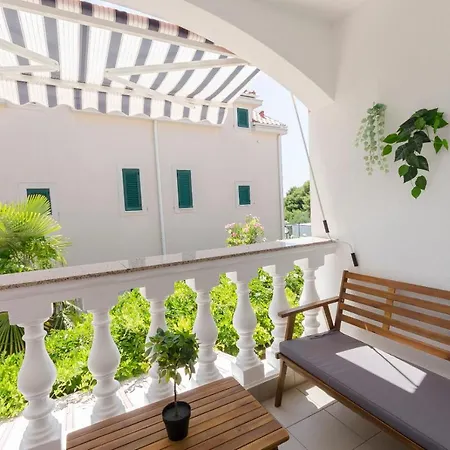 Teras De Vodice