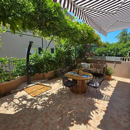 Apartment Teras De Vodice